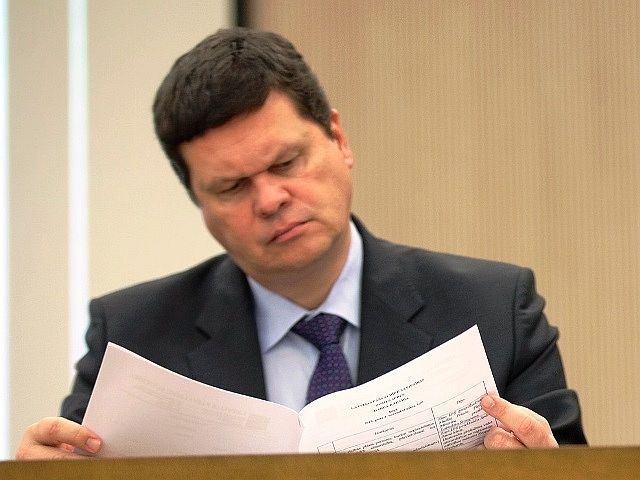 Gerhards nemaksās 2000 eiro kompensāciju Salaspils deputātam Berezņevam par liegumu piedalīties komitejas sēdēs