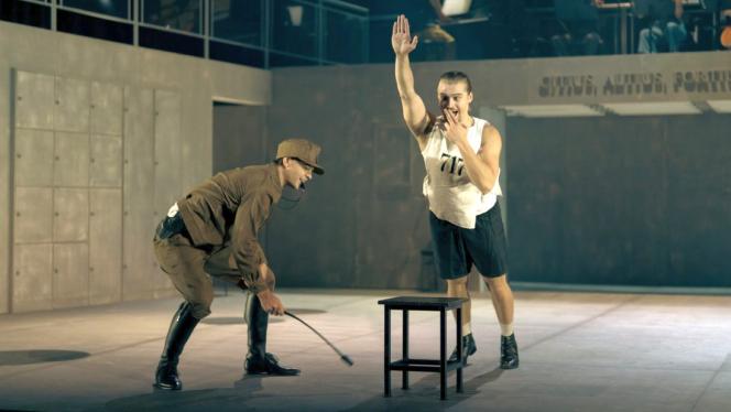 Attēls rakstam: Hitlers patiešām bija ļoti slikts. Pārdomas pēc Brehta "Impērijas" Valmierā
