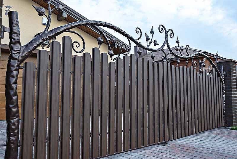 Ierobežojumi, uzstādot žogu un sētas