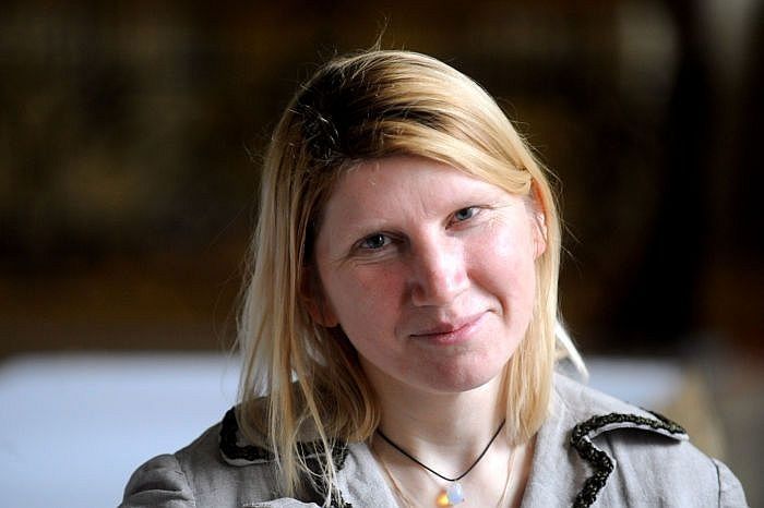 Ieva Struka. Saule riet austrumos