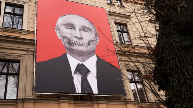 Attēls rakstam: Imants Vīksne: Vēl šķipsniņa sankciju krievijas brūcītē, normalizējot karu