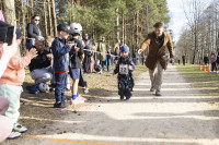 Foto: Pirmais pavasara kross Jaunmārupē pulcē dalībnieku rekordskaitu