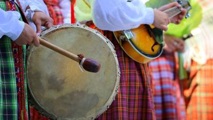 Attēls rakstam: Izsludināta pretendentu pieteikšana Tradicionālās kultūras izcilības balvai tautas mūzikas nozarē