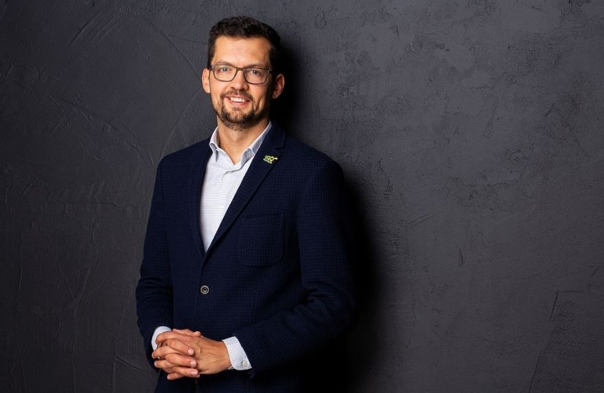 Jānis Aizbalts: Ar vienu kāju hop, ar otru kāju stop: tekstila apsaimniekošanas sistēmas ieviešanas līkloči
