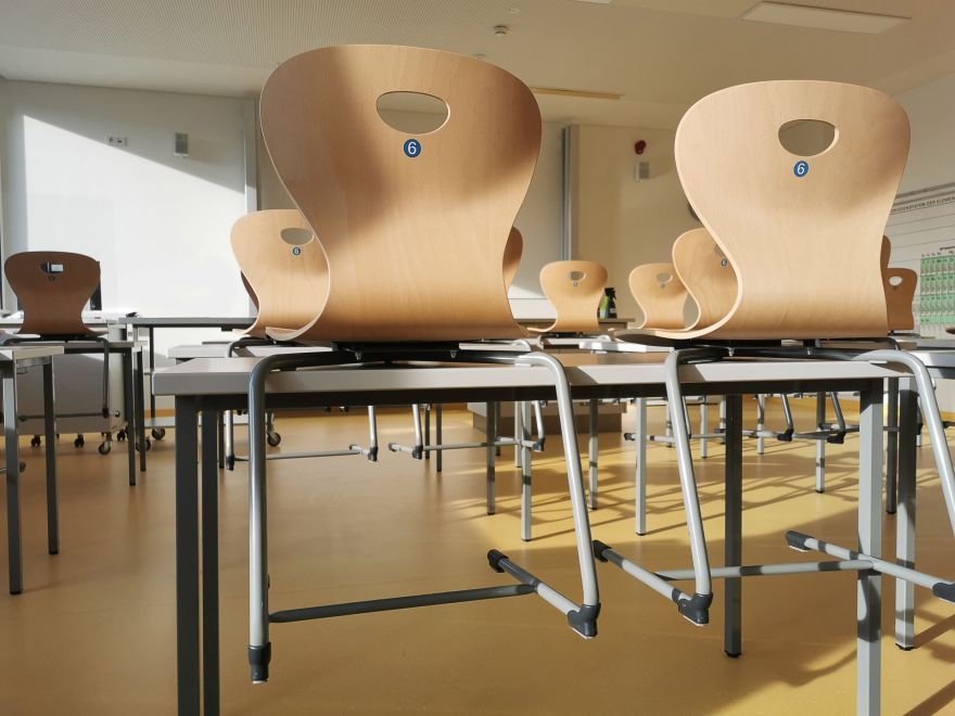 Jaunā mācību gada būtiskākās izmaiņas, ko izjutīs skolēni, pedagogi un vecāki