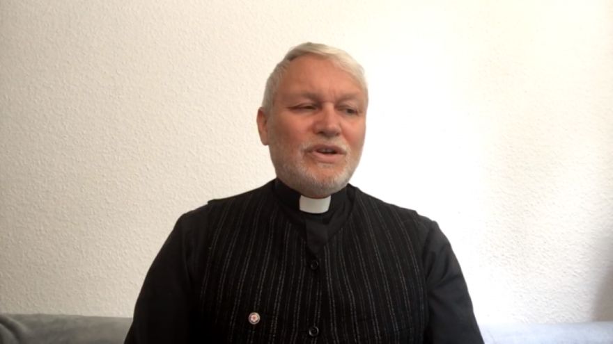 Jauni apstākļi un iepriekš publiskotās apsūdzības – LELBP atlaiž  kādreiz Baldonē kalpojošo mācītāju Rolandu Eimani