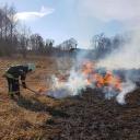 Attēls rakstam: Jūrmalā, Ķekavas un Siguldas novadā dzēsti kūlas ugunsgrēki