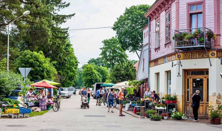 “Jūrmala laikam ir Latvijas Šveice.” Sieviete salīdzina cenas Rīgā un Majoros un ir pārsteigta