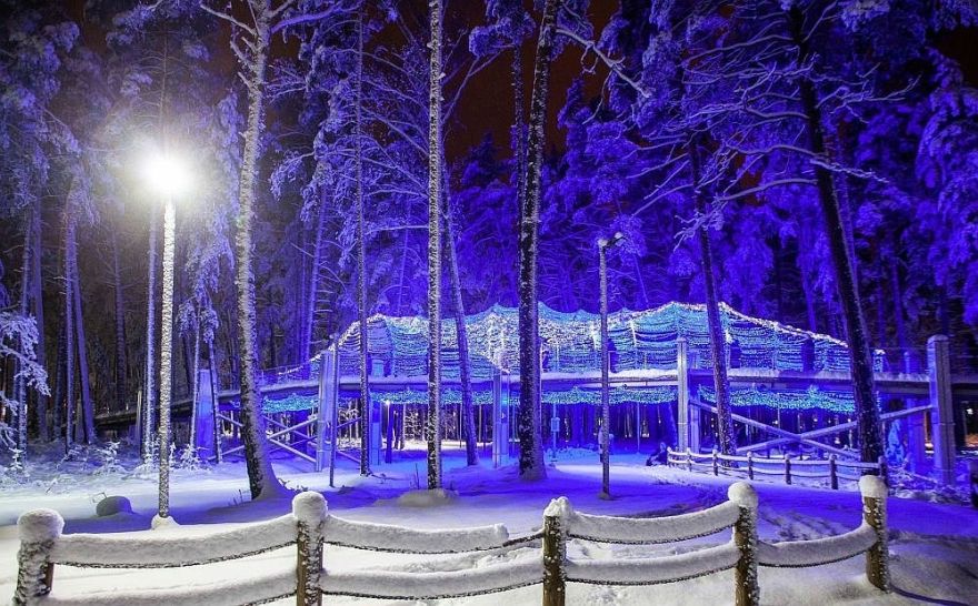 Jūrmalā taupības nolūkos samazinās Ziemassvētku dekorējuma izgaismošanas laiku