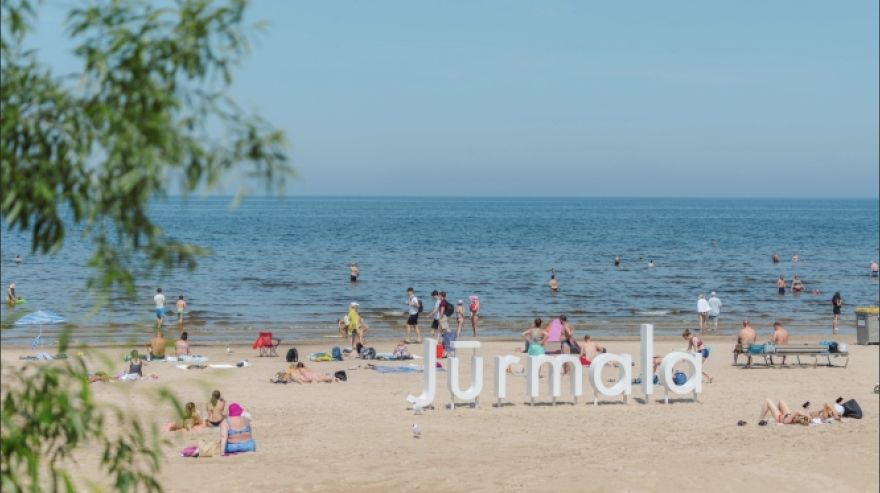 Jūrmalas peldsezona noslēgusies. Noslīkušo nav, taču viens skaitlis liek aizdomāties