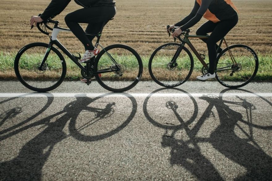 Kā velo sezonai sagatavot braucamo paša spēkiem un kad labāk to vest pie meistara