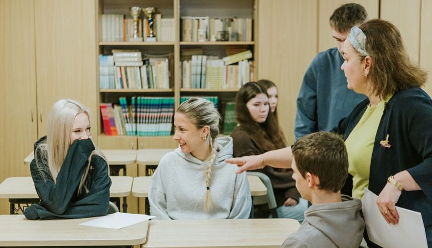 Kāpēc bērni pamet skolu, un kā to novērst?