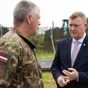 Attēls rakstam: Kas īsti notiek uz Latvijas robežas? Ministrija sola efektīvāko aizsardzību, taču svarīgākās detaļas noklusē