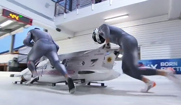 Kaufmaņa un Grantiņa pilotētajām ekipāžām ceturtā un piektā vieta Eiropas kausa bobslejā posmā Siguldā