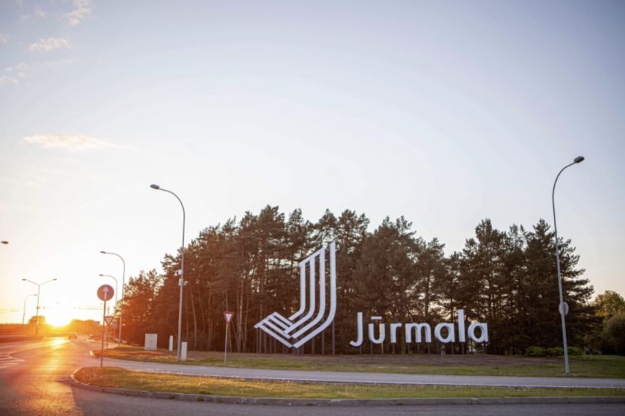Kauns! Kura Jūrmalas pludmale izpelnījusies Latvijas netīrākās pludmales "titulu"?
