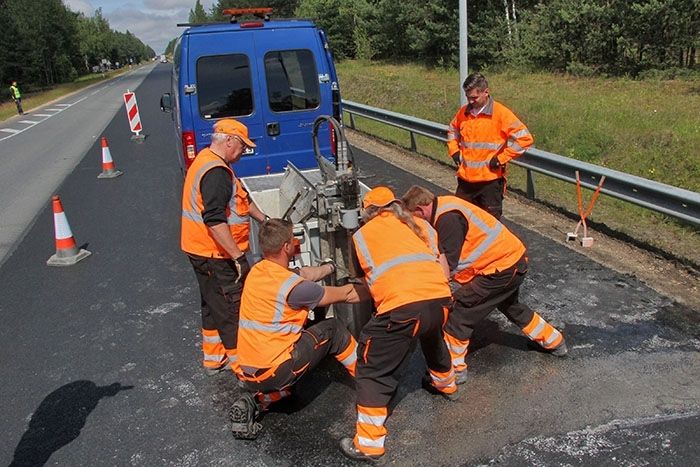 Ķekavā top jauns gājēju un velo celiņš