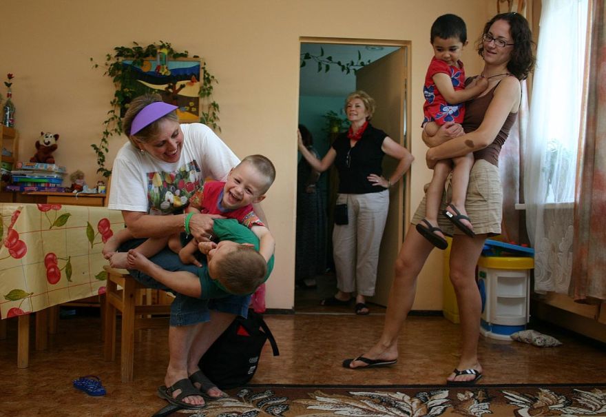 Ķekavā vecākiem palīgā steigsies Aukļu dienests