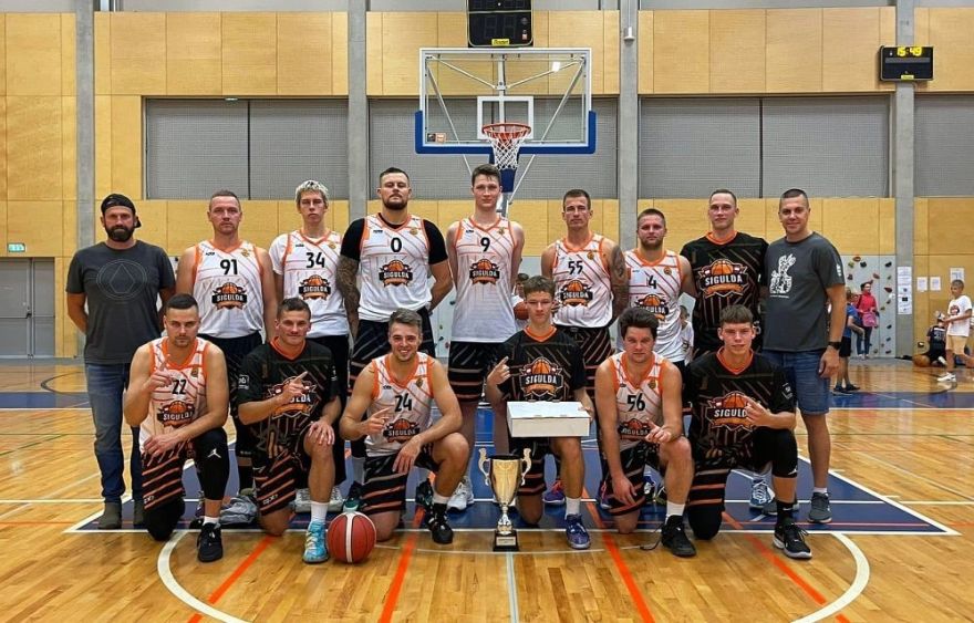 Ķekavas un Siguldas basketbolisti jauno sezonu sāk ar grūtām uzvarām