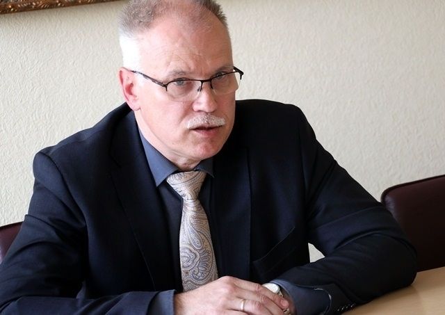 Keris: Centieni piesaistīt ārvalstu speciālistus ir atteikšanās pildīt valdības solījumus mediķiem un sabiedrībai