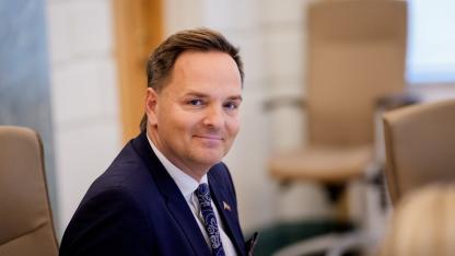 Attēls rakstam: KNAB aizturētais Raivis Kronbergs pamet Valsts kancelejas direktora amatu