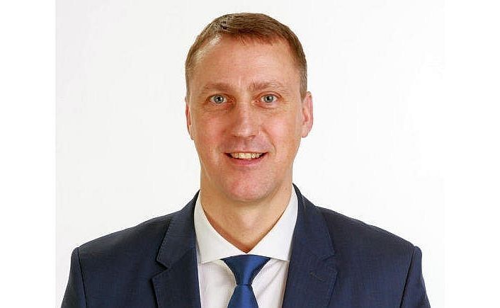 KNAB rosina apsūdzēt Ķekavas novada pašvaldības deputātu un bijušo basketbolistu Vītolu par kukuļa pieprasīšanu