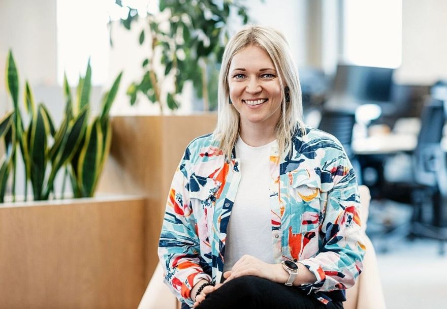 Ko iegūst darba devējs, veidojot daudzveidīgu un iekļaujošu darba vidi?