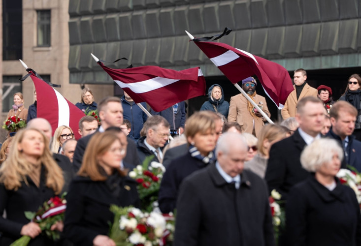 Foto: Piemin komunistiskā genocīda upurus