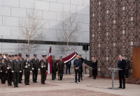 Foto: Piemin komunistiskā genocīda upurus