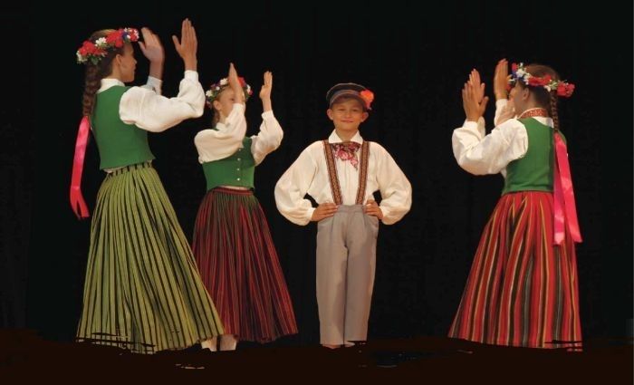 Koncerts "Danco lieli, danco mazi" Līgo parkā