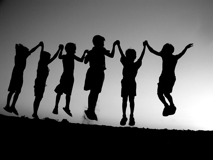 Kopš dzimšanas nevienam nevajadzīgs – audžuģimenes lēmums par adoptāciju