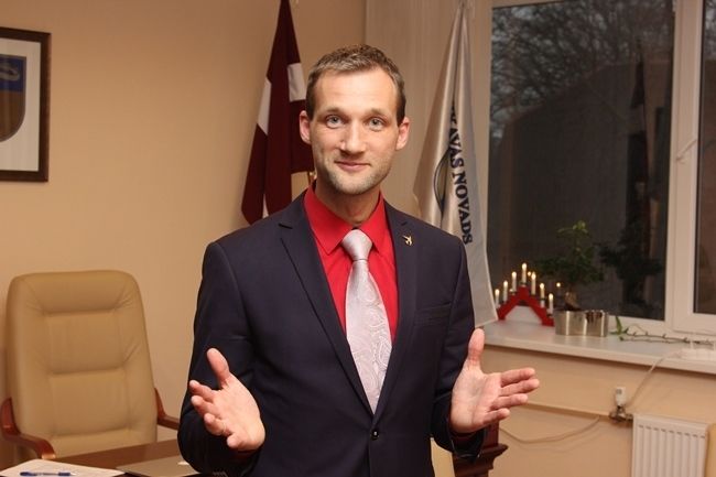 Krastiņš grasās tiesāties ar Carnikavas novada domes priekšsēdētāju par publisku neslavas celšanu