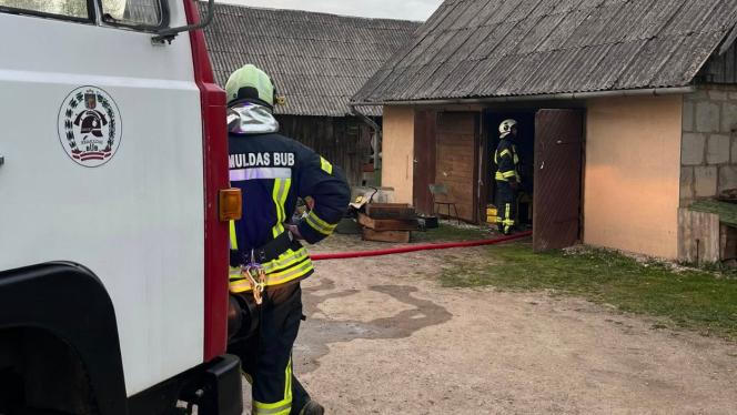 Attēls rakstam: Krimuldas ugunsdzēsējiem ir labas un sliktas ziņas par svētdien notikušo. Ar kurām sākt?