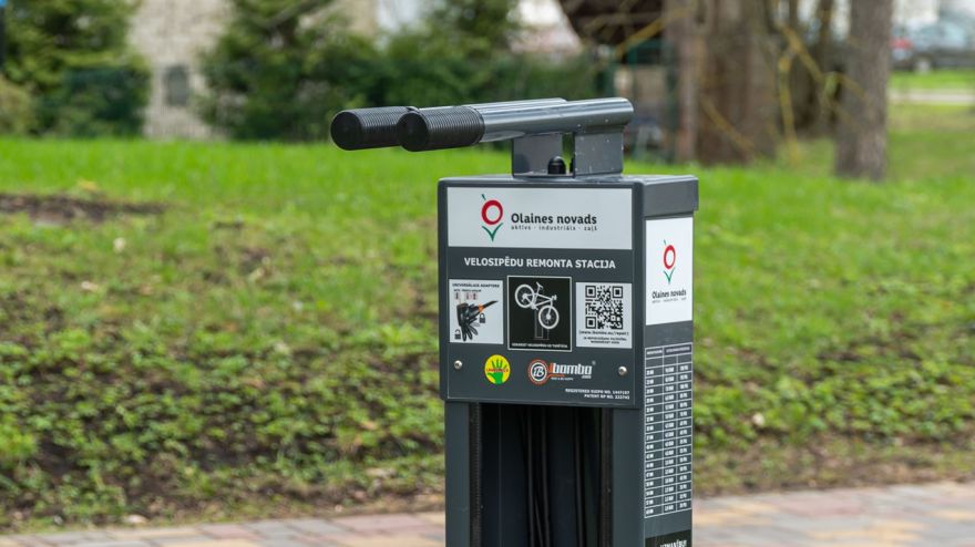 Labas ziņas velobraucējiem: Olainē atjaunotas apkopes stacijas