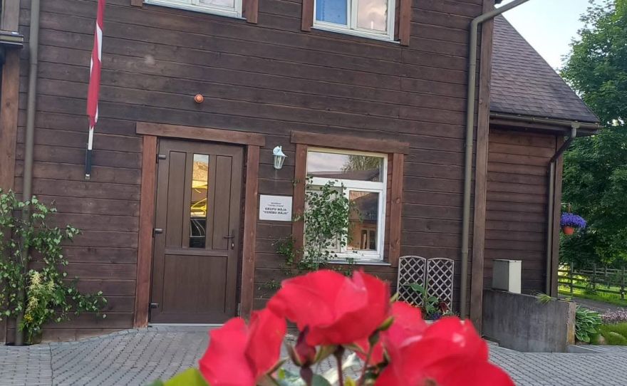 Labdarības festivālā Siguldā grupu mājas izpirkšanai saziedoti 5315 eiro