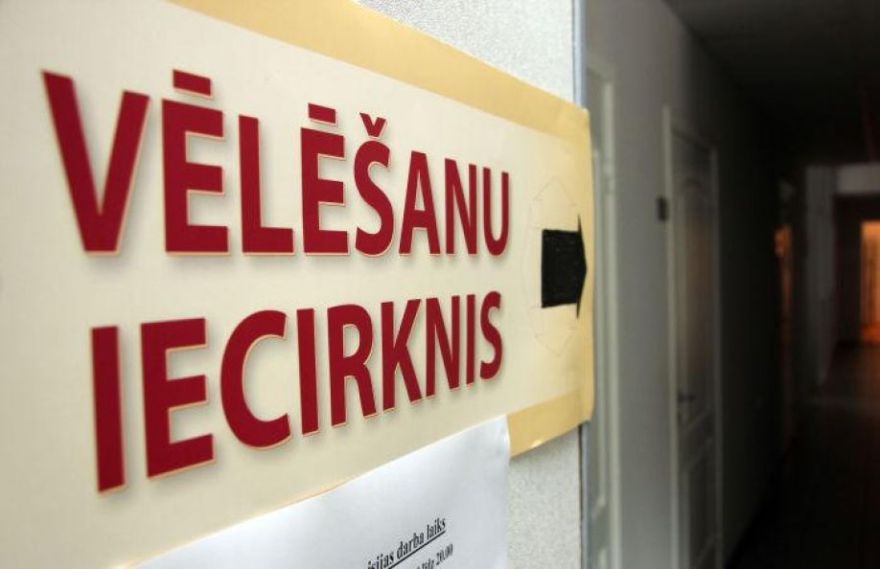 Lai mazinātu spekulācijas, par manuālu balsu skaitīšanu varētu lemt Saeima (papildināta)