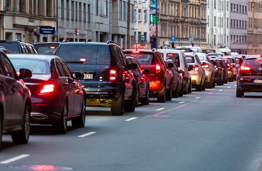 Latvijā pērn reģistrēts par 3,9% vairāk lietotu vieglo automašīnu