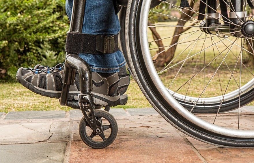 Latvijā vairāk nekā 44 400 pieaugušo noteikta invaliditāte kustību traucējumu dēļ