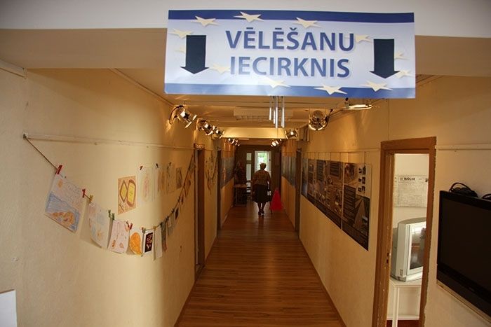 Latvijai noslēgušās trešās EP vēlēšanas; vēlētāju aktivitāte bijusi ļoti zema