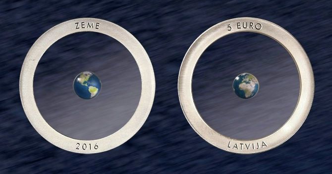 Latvijas Banka izlaiž caurspīdīgu monētu "Zeme"