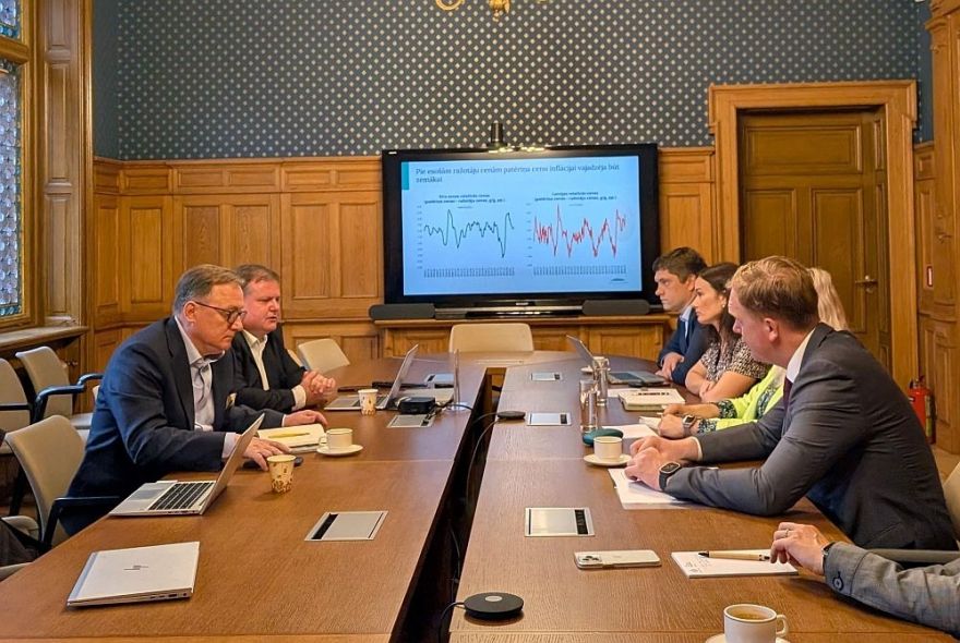 Latvijas Banka: Pārtikas cenu inflāciju varētu risināt ar konkurences veicināšanas instrumentiem