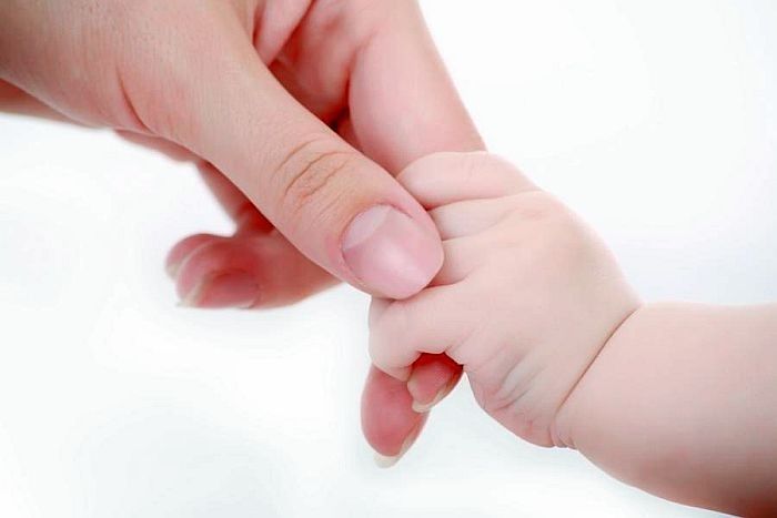 Latvijas bāriņtiesas meklē mājas 284 bērniem, tostarp 55 zīdaiņiem