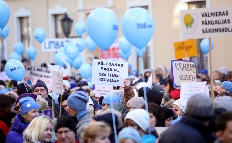Latvijas Brīvo arodbiedrību savienība atbalsta LIZDA organizēto streiku un gājienu