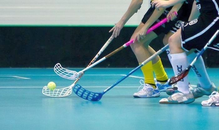 Latvijas dāmu florbola čempionāta spēle Ķekavā
