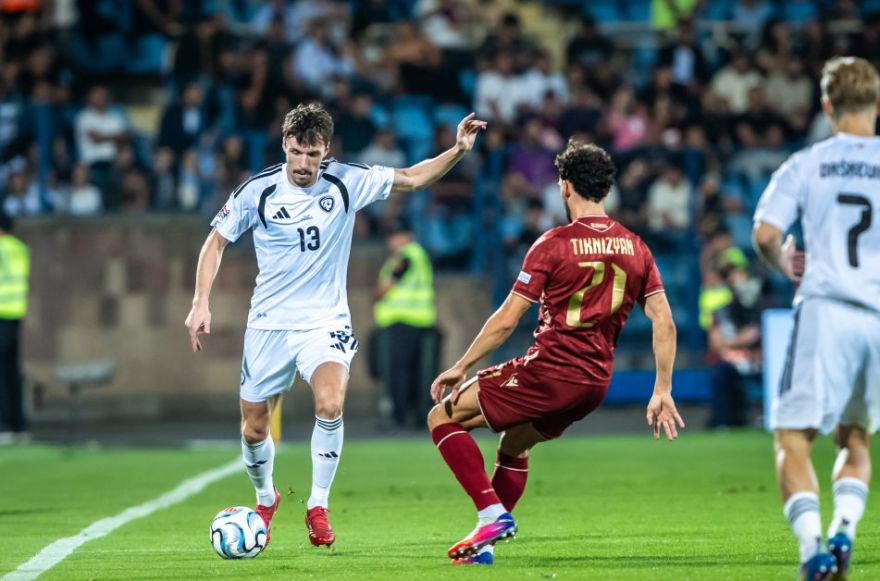 Latvijas futbolisti UEFA Nāciju līgas mačā zaudē Armēnijai