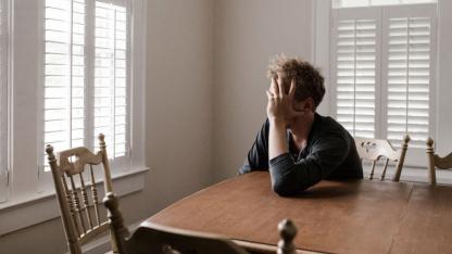 Attēls rakstam: Latvijas iedzīvotājus visvairāk satrauc veselība un ar finansiālo drošību saistītie riski