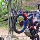 Attēls rakstam: Latvijas labākie braucēji un pārsteigumi skatītājiem: Sauriešos startē jaunā triāla motosezona