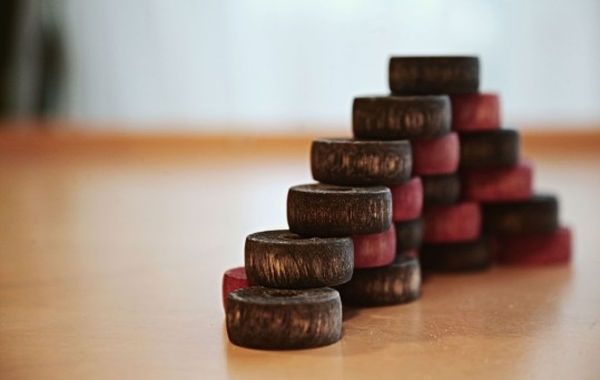 Latvijas labākie novusa meistari Carnikavā cīnās par Latvijas kausu