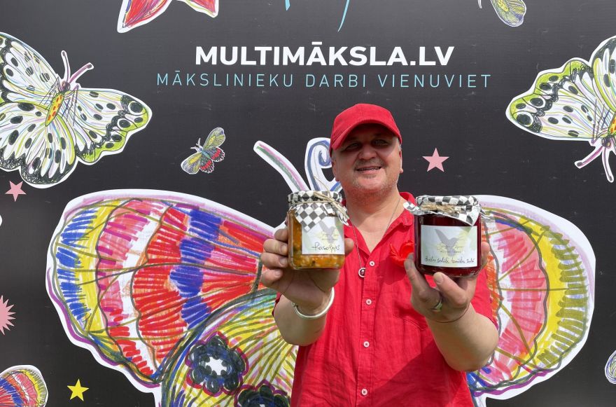 Latvijas mākslinieku "pop-up" tirdziņš "Multimāksla" viesosies Ikšķilē