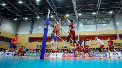 Attēls rakstam: Latvijas U18 izlases volejbolisti Eiropas čempionāta kvalifikācijas turnīru Siguldā sāk ar zaudējumu