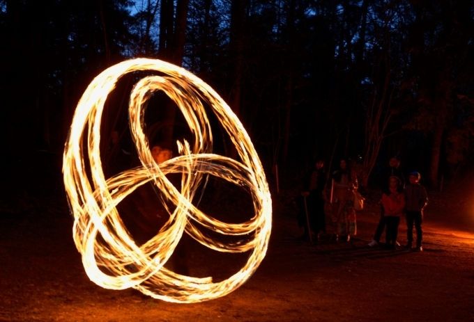 Lēdurgas dendroparkā aizvadīta Valpurģu nakts